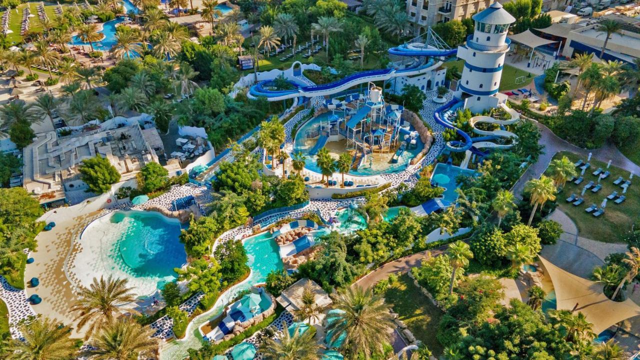 迈纳塞亚海滩艾美度假酒店 迪拜 外观 照片 Aerial view of Wet'n'Wild Phoenix