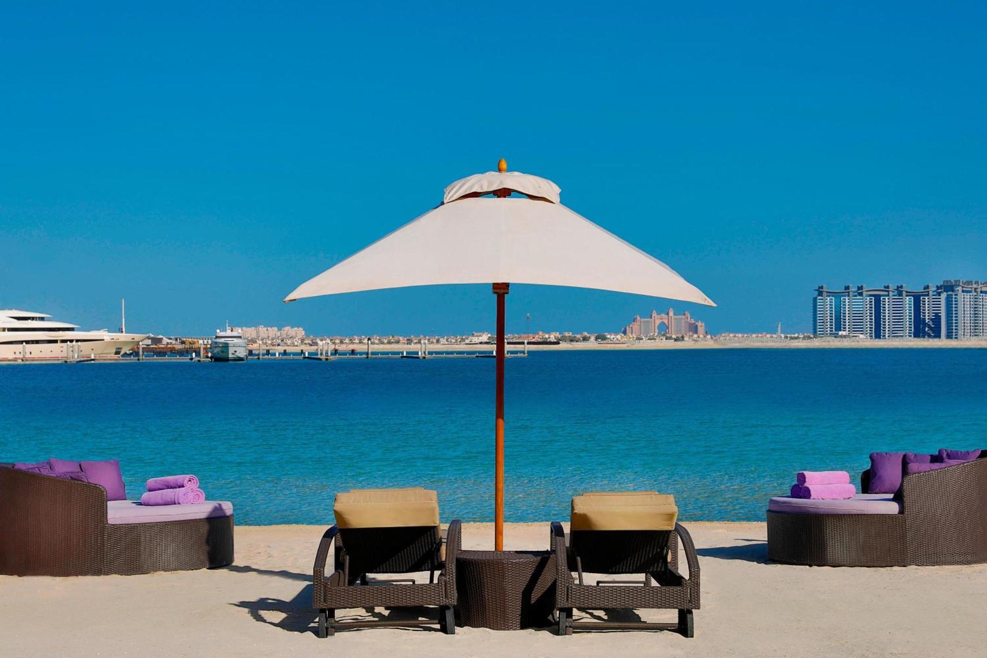 迈纳塞亚海滩艾美度假酒店 迪拜 外观 照片 Beach at Jumeirah Beach Hotel