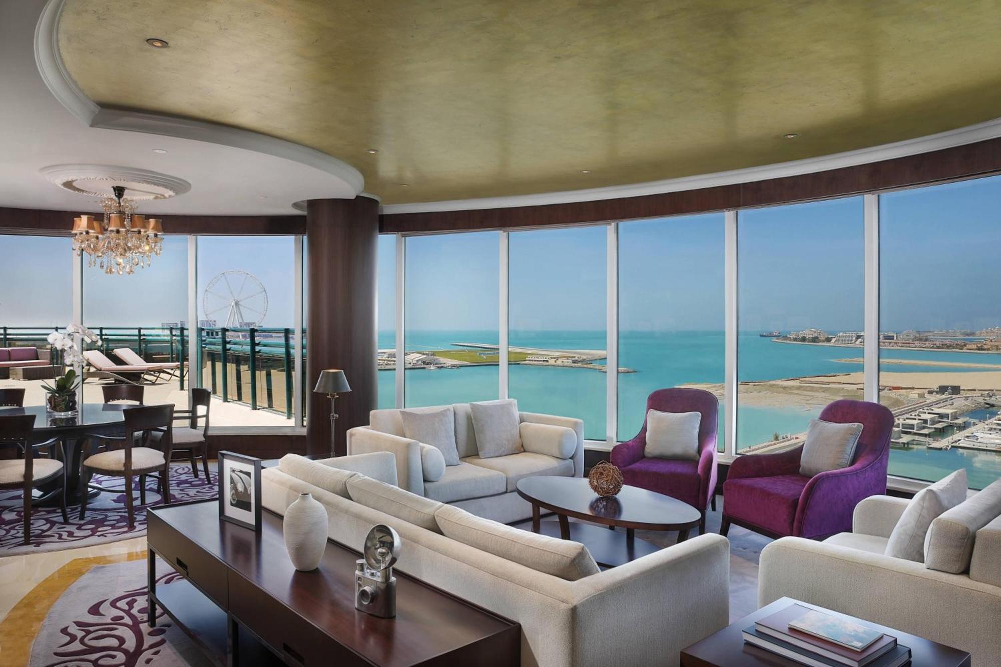 迈纳塞亚海滩艾美度假酒店 迪拜 外观 照片 A suite at the Jumeirah Atlantis